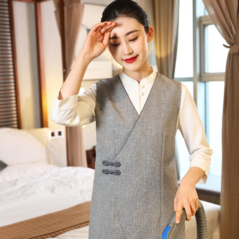 HT032-809-20女秋冬保潔服