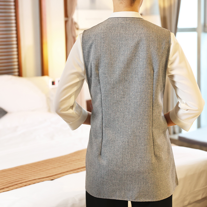 HT032-809-20女秋冬保潔服