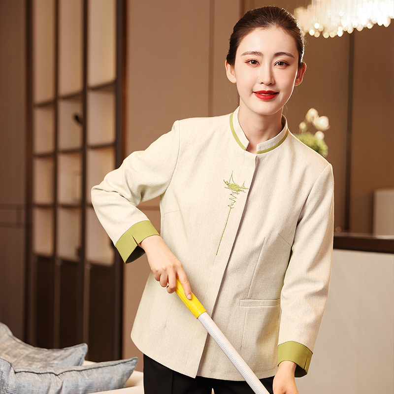 HT032-878女秋冬保潔服