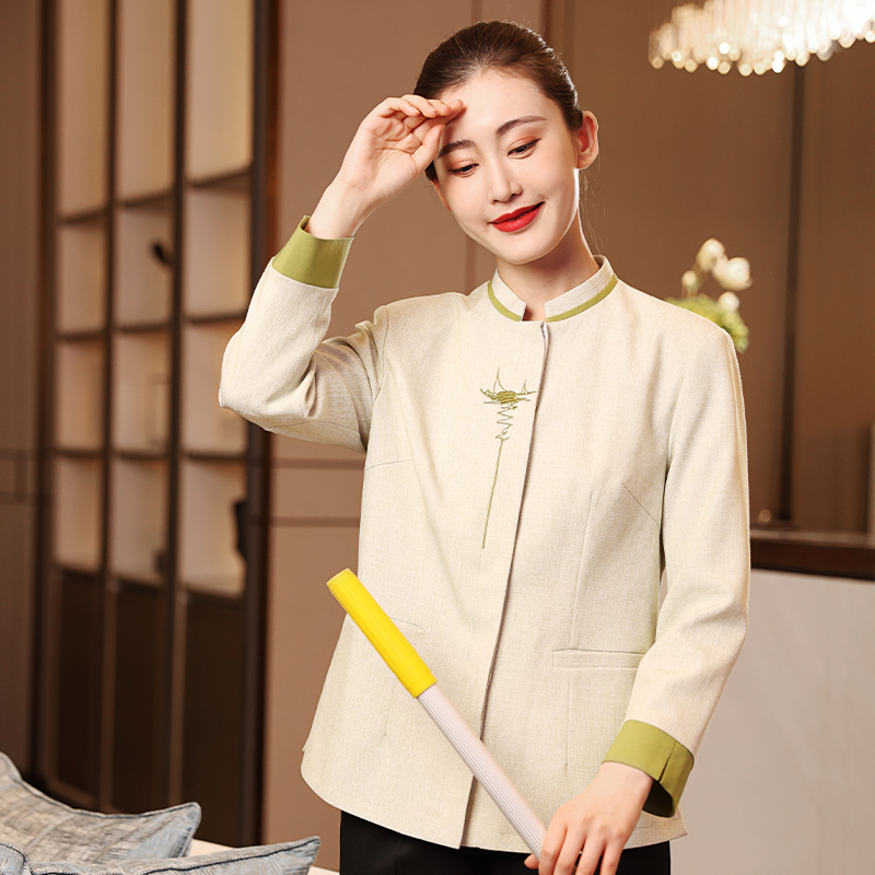 HT032-878女秋冬保潔服