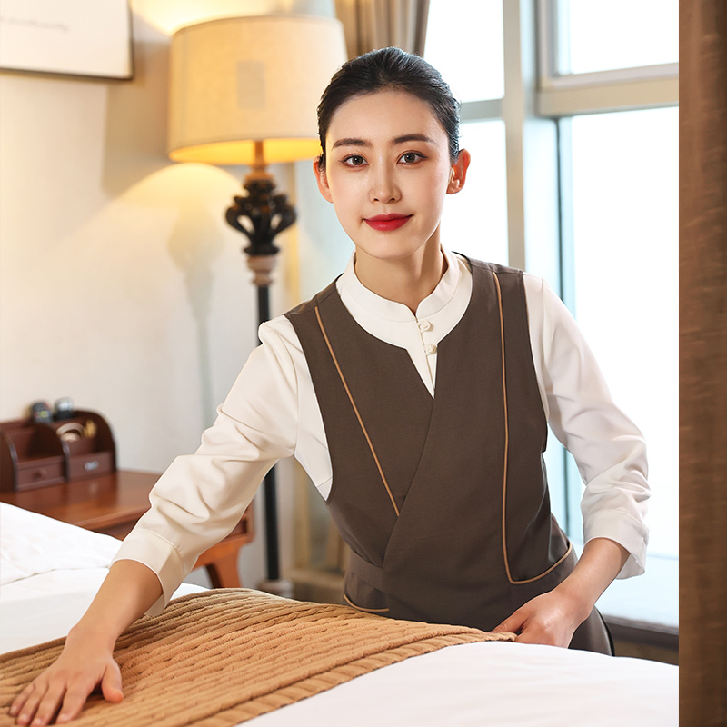 HT032-1191女秋冬保潔服