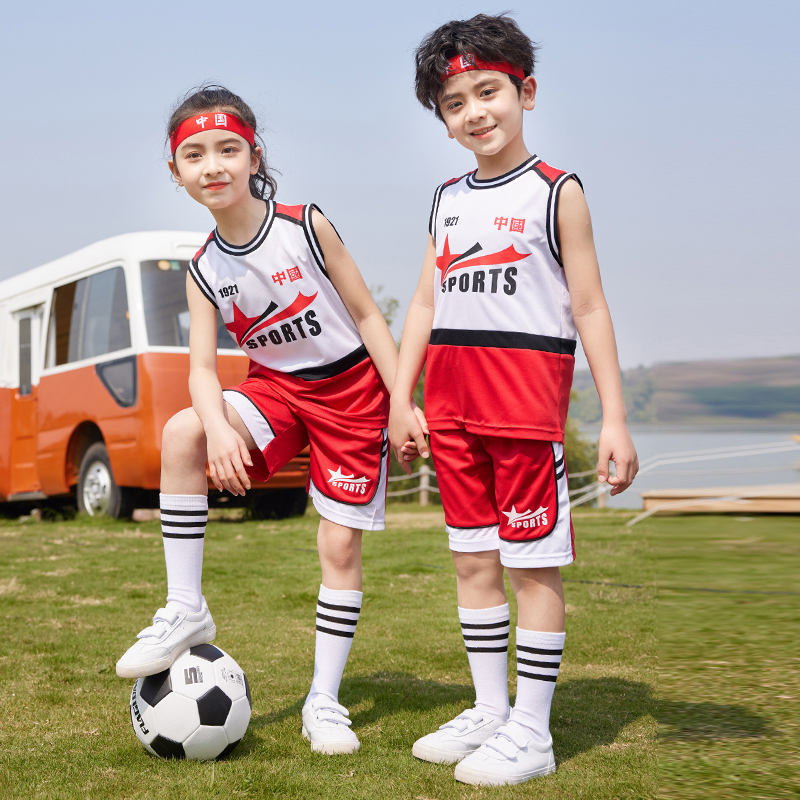 HT054-2225夏季速干網(wǎng)眼短袖球服三件套