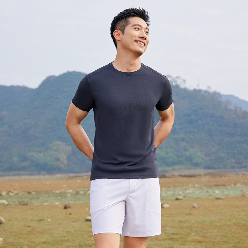 HT042-181高爾夫戶外運動系列超導(dǎo)快干科技特惠短袖圓領(lǐng)T恤