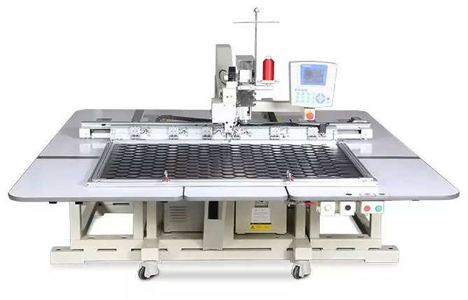 Richpeace automatic single head cantilever sewing machine (thick material) Richpeace automatic single head cantilever sewing machine (thick material)