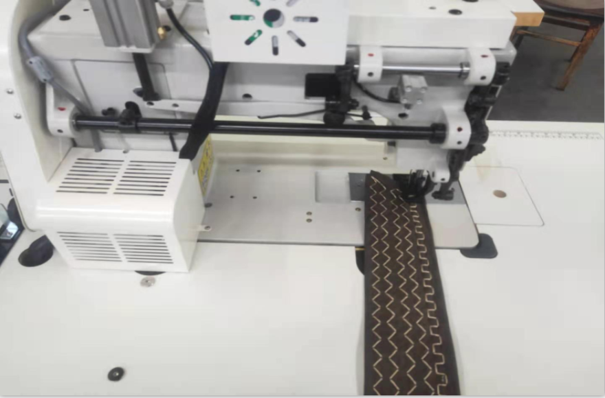 Single/double Needle Pattern Sewing Machine for Heavy Materials with Extra Thick Line