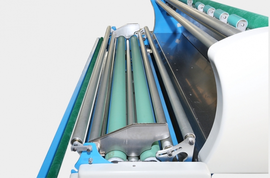Knitting Fabric Spreading Machine