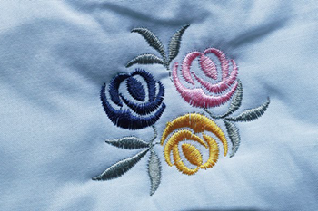 Richpeace Computerized Multi-color Single Roll Quilting and Embroidery Machine Richpeace Computerized Multi-color Single Roll Quilting and Embroidery Machine