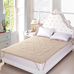 Richpeace Continuous Feeding Quilting Machine Richpeace Continuous Feeding Quilting Machine