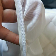 Richpeace Automatic Mattress Protector Skirting Sewing Machine (Overlock)