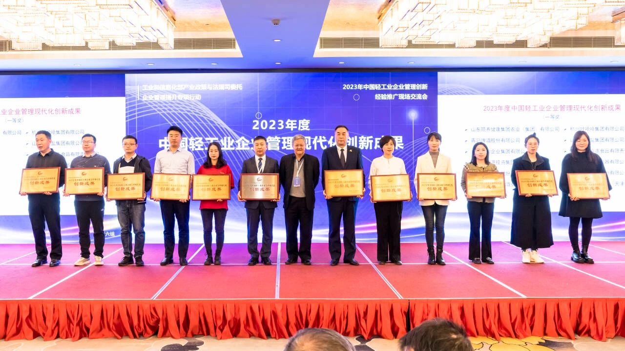 4c7e4b669eef5323492b8ee8321aef20 4c7e4b669eef5323492b8ee8321aef20